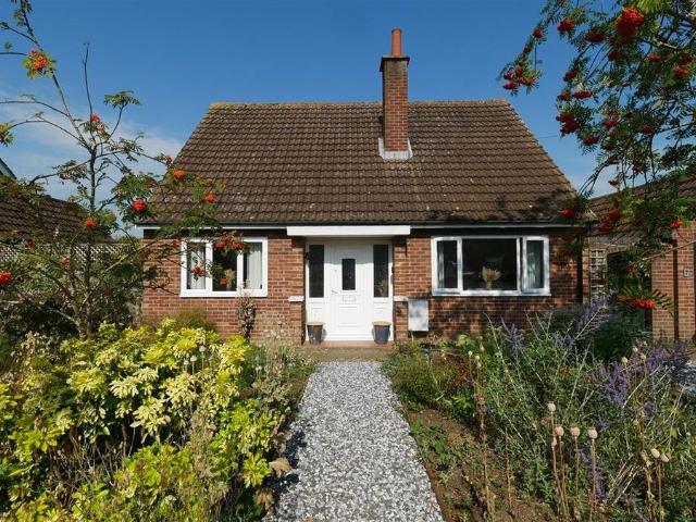 Weir Road, Hemingford Grey PE28, 3 bed detached house to rent, £1,795 pcm | PrimeLocation