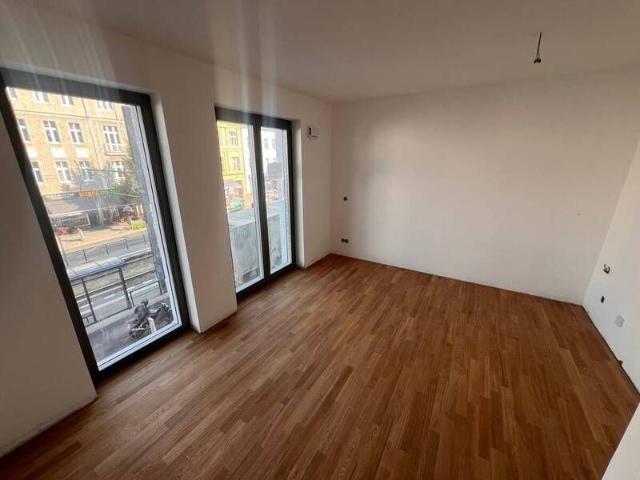 Weißensee: Berliner Allee: ERSTBEZUG im NEUBAU ab SOFORT: 1 Zi Whg, 24m² + BALKON VHS 5. OG
