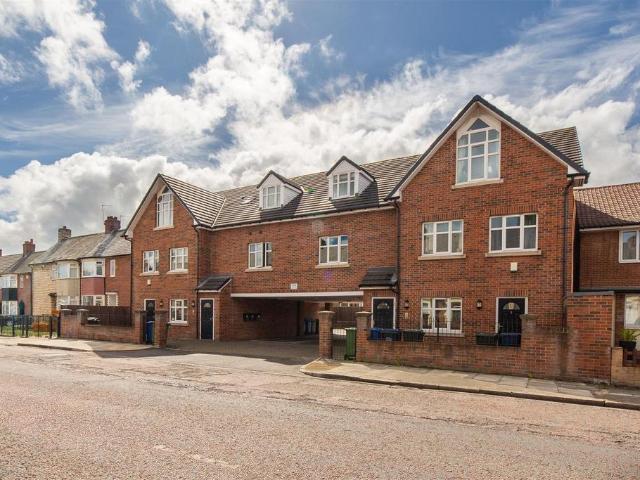 Welbeck Mews, Walker, NE6 2 bed apartment to rent £750 pcm £173 pw