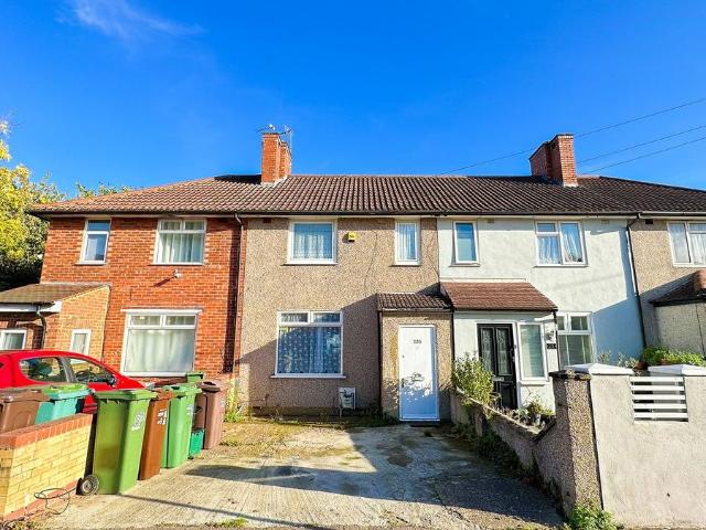 Welbeck Road, Carshalton, Surrey. SM5, 3 bed terraced house to rent, £2,000 pcm | PrimeLocation