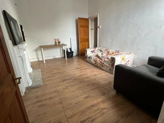 Welbeck Road, Walker NE6, 3 bed flat to rent, £1,000 pcm | PrimeLocation