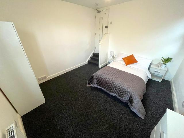 Welbeck Street, Mansfield NG18 1 bed in a house share to rent £450 pcm £104 pw