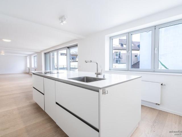 Welc H ome® High End Wohnen über den Dächern der Altstadt – Penthouse Maisonette mit Privataufzug!