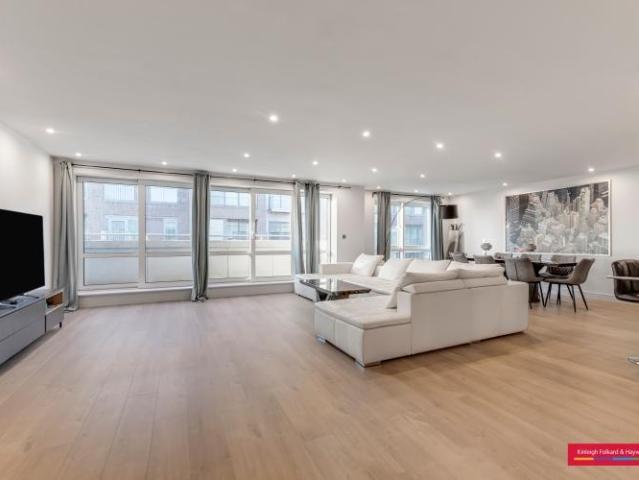Welchome, 99 Imperial Road, London, SW6 2GH, United Kingdom | 3 bed apartment for rent #139265767 | Rentberry