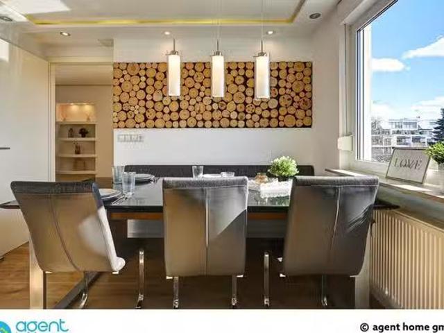 WELCOME HOME