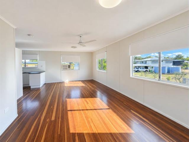 WELCOME HOME | 5 HARLEQUIN STREET, TOOLOOA