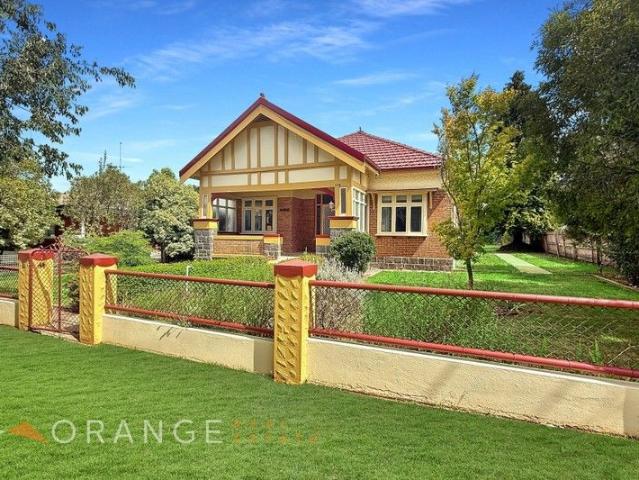 Welcome Home A blend of Elegance with Modern Potential