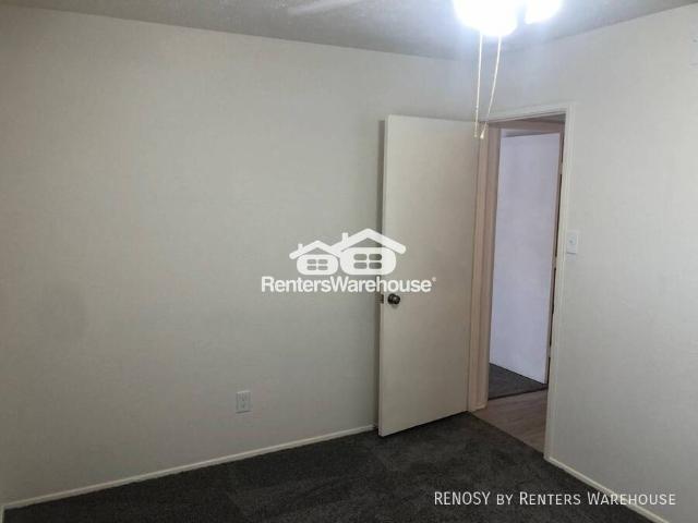 Welcome home to this charming 3 bedroom, 2 bath cottage style home in North Houston!