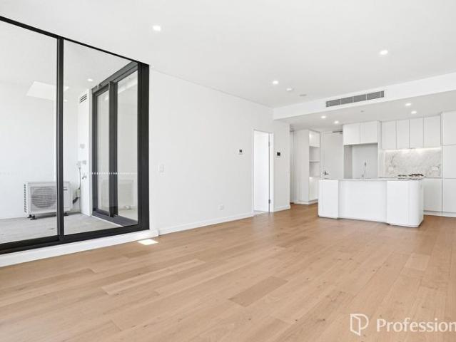 Welcome to BABYLON Brand New 3rd Level Apartment