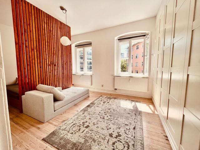Welcome to Casa Leone get comfortable in Prenzlauer Berg in this apartment with special features, Berlin Amsterdam Apartments for Rent