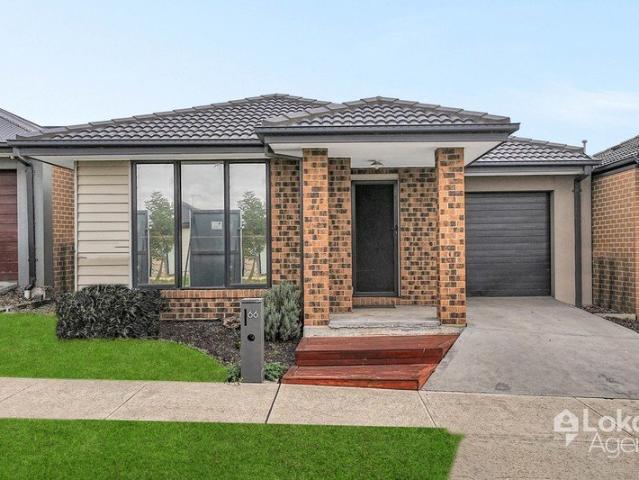 Welcome to effortless living in the heart of Donnybrook!