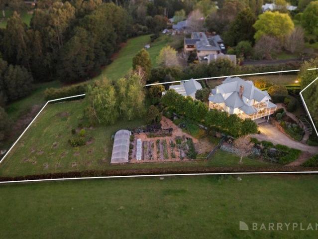 Welcome to 'Hillside' A Magnificent Country Estate with Breathtaking Views