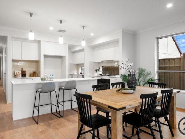 Welcome to James St Sophisticated Space on a 371sqm Sanctuary