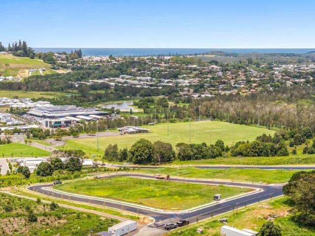 Welcome to Lennox Rise, a rare opportunity to create your own piece of paradise in a sublime coastal town close to everything