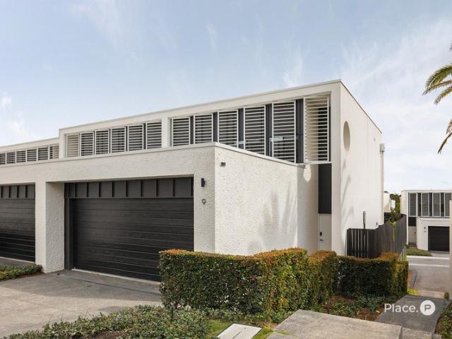 Welcome to residence 9 in Seasons by Azure!