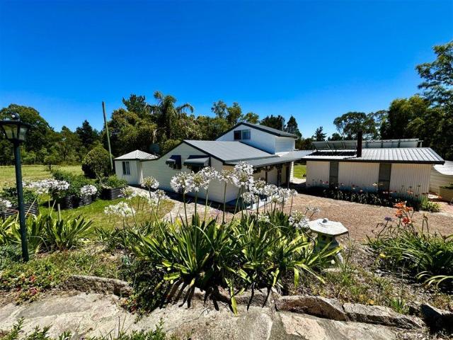 Welcome to 'The Blue Wren Retreat'