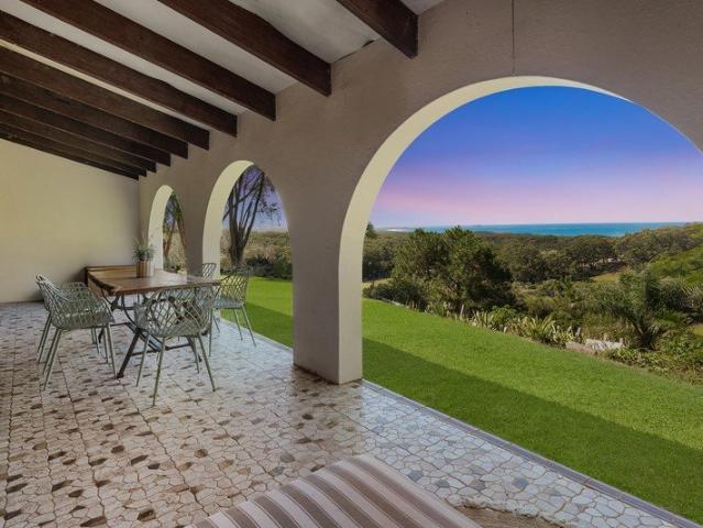 Welcome To The Casa With A View