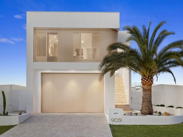 Welcome to the Lighthouse A landmark residence in a premier position.