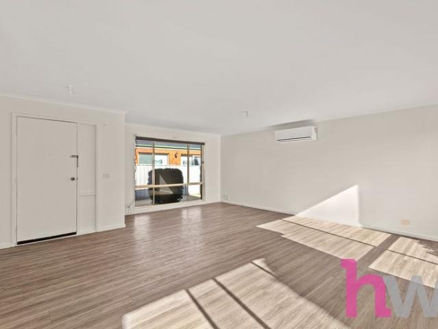 Welcome to this beautifully presented 2 bedroom unit in Corio!