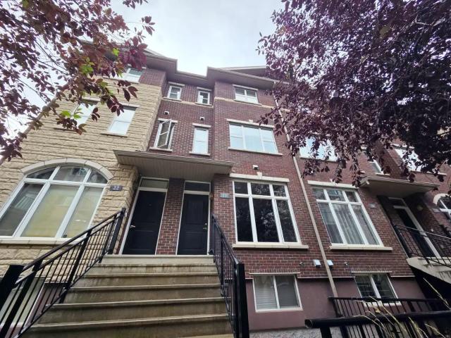 Welcome to this victorian style 3 bed/ 2.5 bath 3 storey townhouse