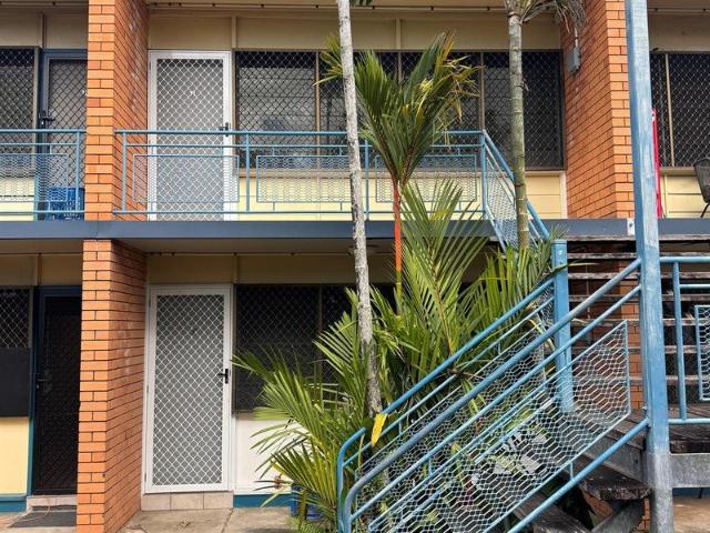Welcome to Unit 11/249 251 Sheridan Street, Cairns North a well presented studio apartment on upper level