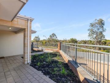 Welcome to your new family home nestled in the heart of Ellenbrook!