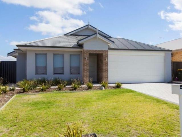 Welcome to Your New Family Home in The Vines