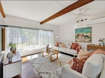 Welcome to your new home in Kirwan where the outdoor area is the heart of the home