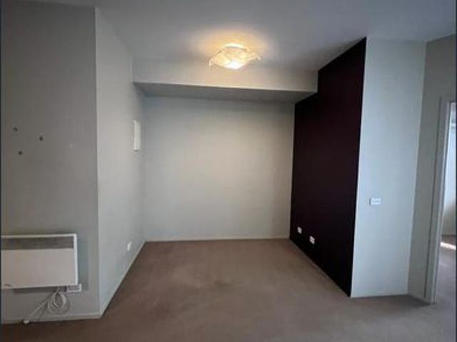 Welcome to your new home in the heart of Kensington!