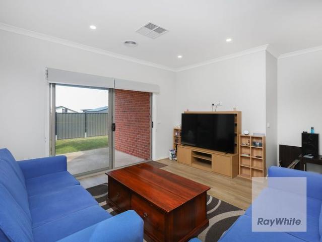 Welcome to Your New Sanctuary at 5 Leaf Street, Mickleham!