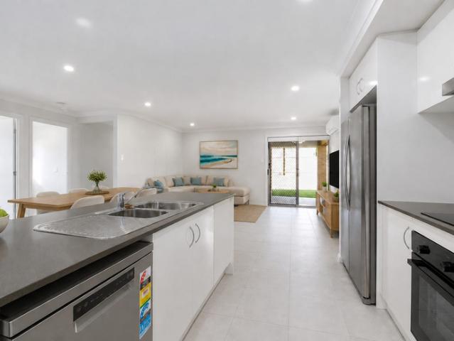 Welcome to your next home in the thriving suburb of Logan Reserve!