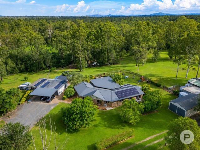 Welcome to Your Private Acreage Oasis