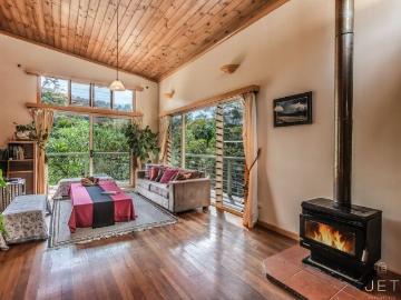 Welcome to Your Private Oasis on Mount Warning