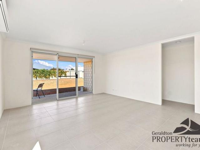 Welcome to 18 Glenfin Street, Utakarra