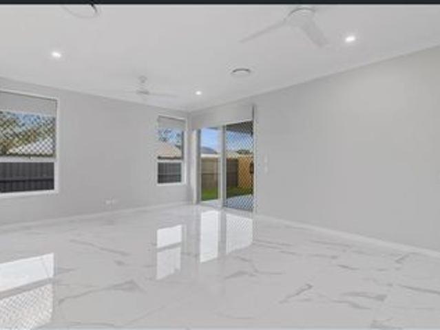 Welcome to 18 Jersey Street, Lilywood