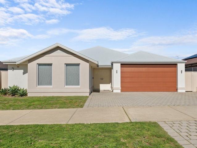 Welcome to 192 Clyde Avenue, Baldivis a stunning family home