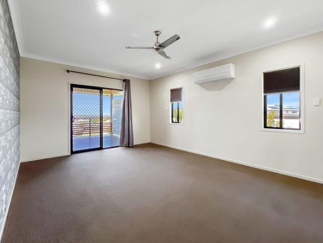 Welcome to 10 Sunad Court Nikenbah QLD 4655