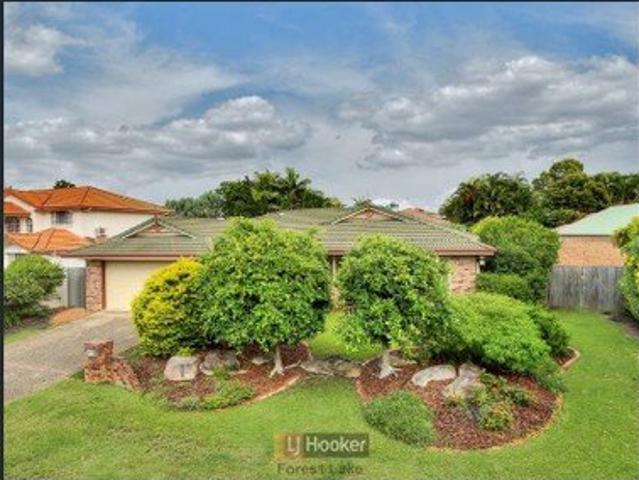 Welcome to 13 Seabrook Crescent, Forest Lake a comfortable family 5 bedroom home
