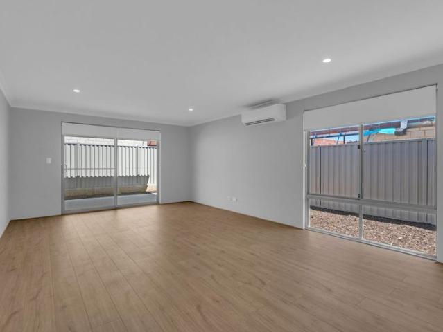 Welcome to 1 Akuna Way, Golden Bay a stunning 4 bedroom, 2 bathroom house