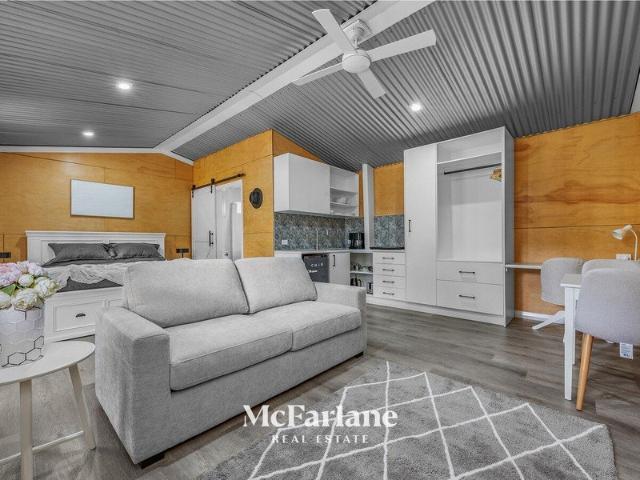 Welcome to 256B Lake Road, Glendale