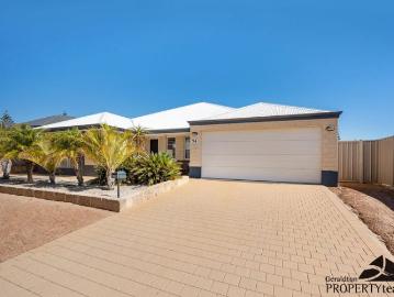 Glenfield, Geraldton, Moresby, Greenough, Greenough County, Peak Island, Western Australia