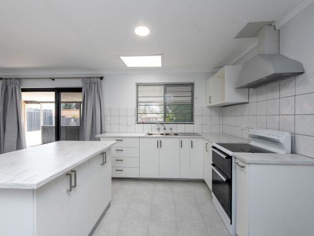 Welcome to 30 Banks Avenue, Hillarys!