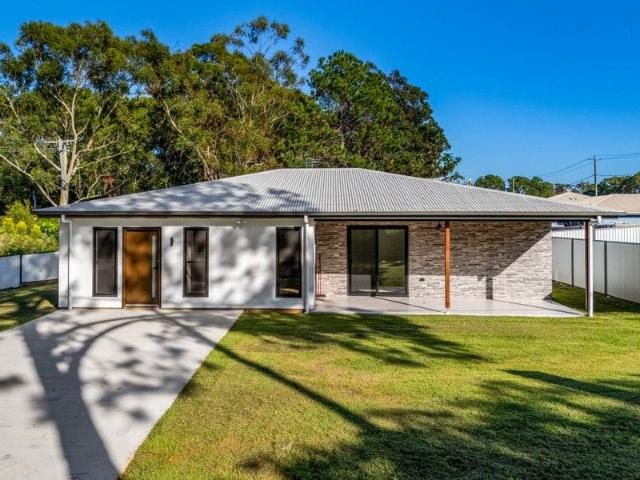 Welcome to 3 Crocus Street, Russell Island Your Dream Home Awaits!