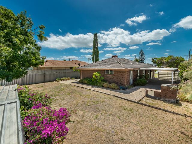 Welcome to 41 Gradient Way, Beldon