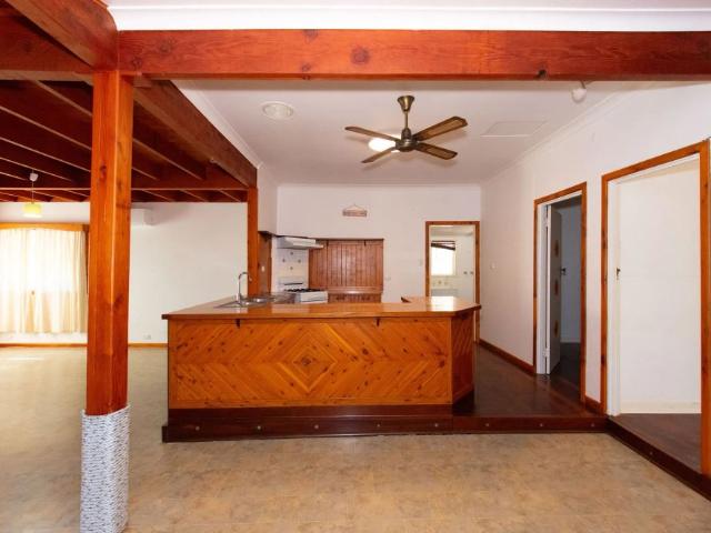 Welcome to 54 Lawley Street, Spalding