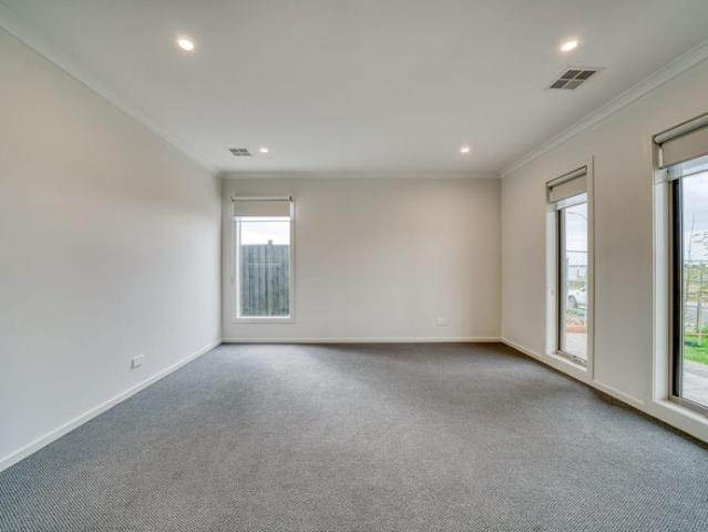 Welcome to 75 Creekside St, Clyde in Hartleigh Estate