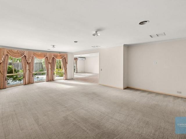 Welcome to 8 Shearer Close, Sydenham