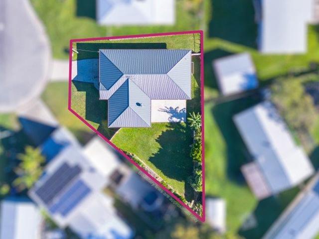 Welcome to 9 Prion Court, Deception Bay A Peacefully Positioned Family Home with Excellent Investment Appeal