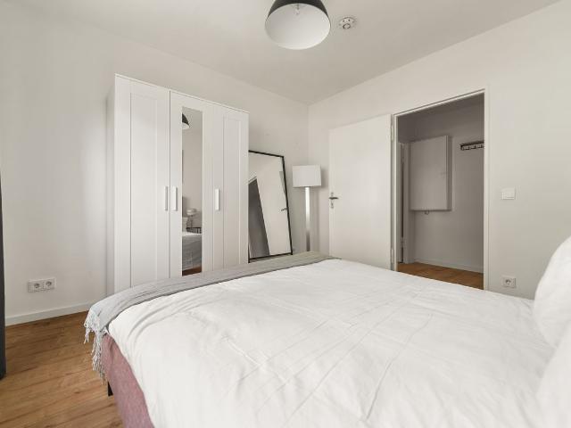 Welcoming 2 Bedroom Apartment in Neukölln, Berlin Amsterdam Apartments for Rent