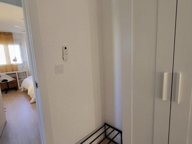Welcoming single bedroom near Alacant train station